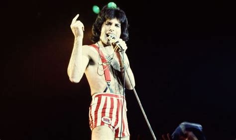 Freddie Mercurys teenage public NUDITY will make you smile